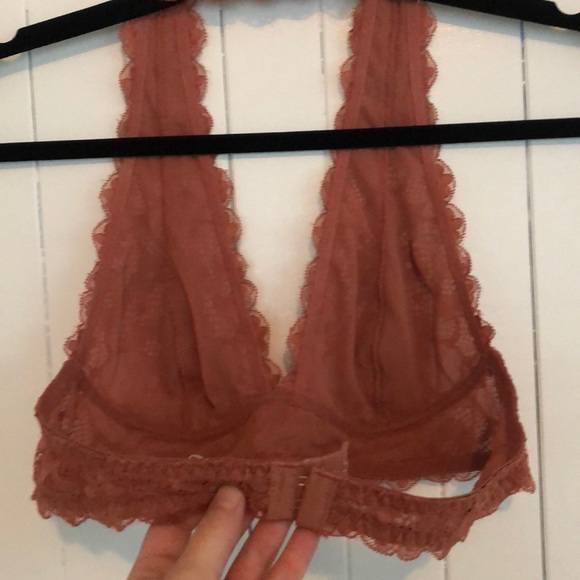 Free People Galloon Lace Halter Bra (Medium) - Picture 2 of 2